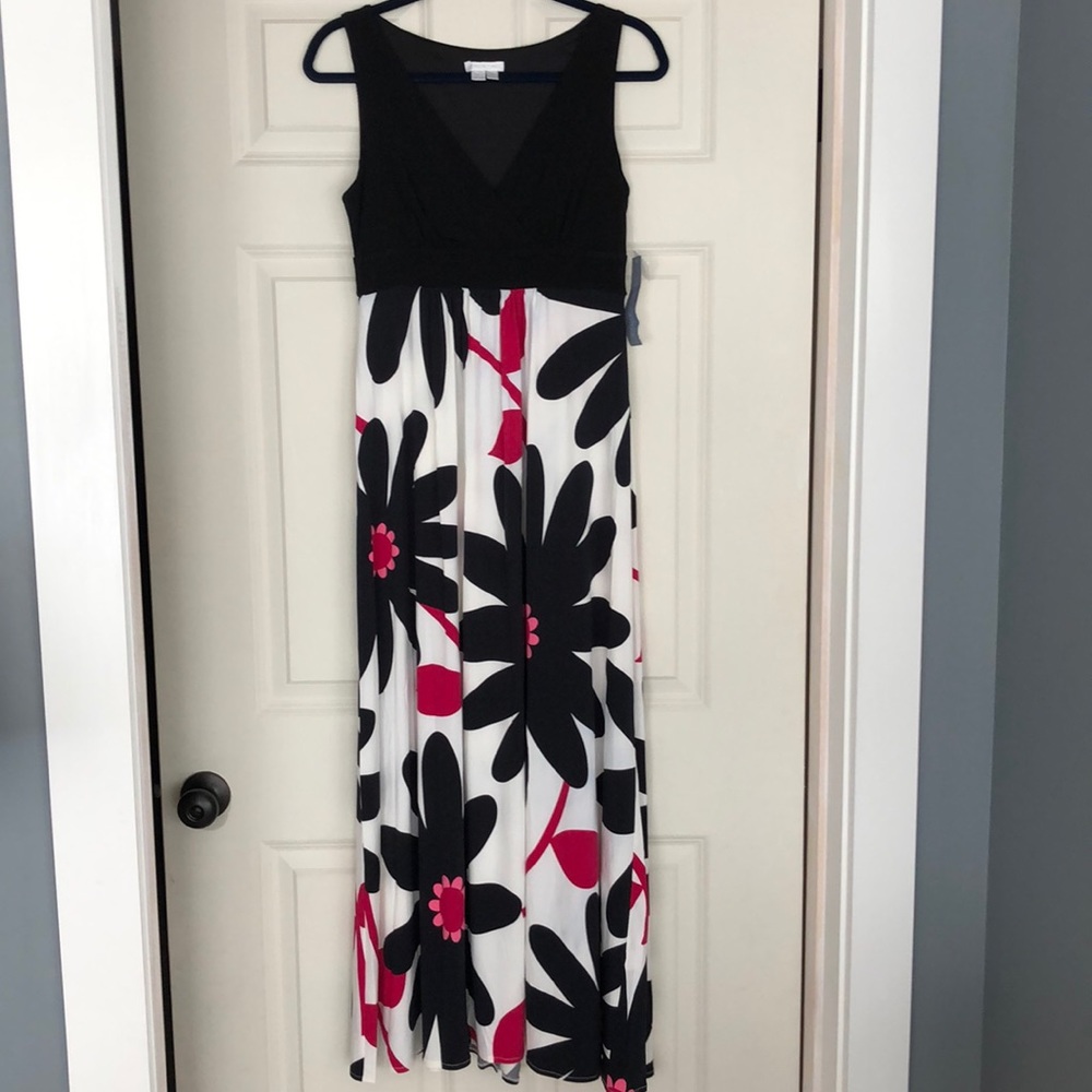 FINAL PRICE NWT maxi dress